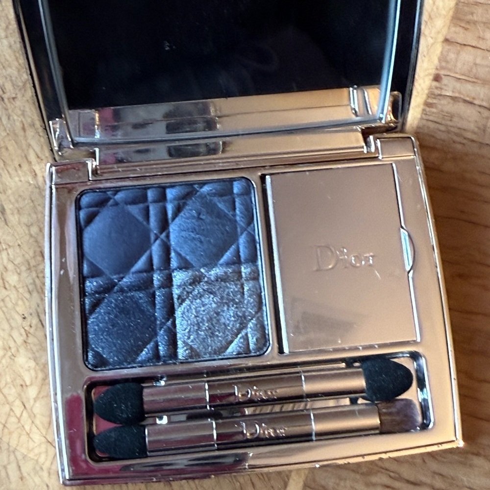 Dior Blue Tie Palette - Picture 2 of 4